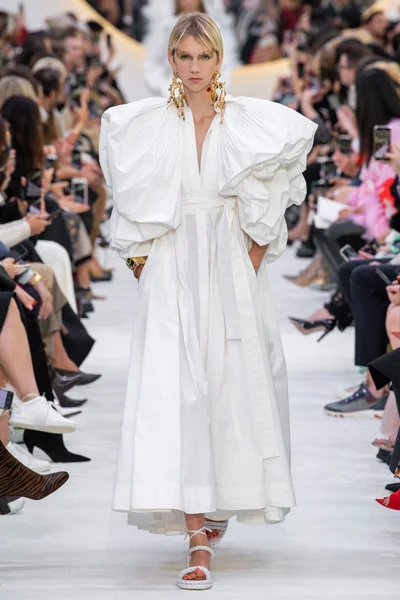 Look 8